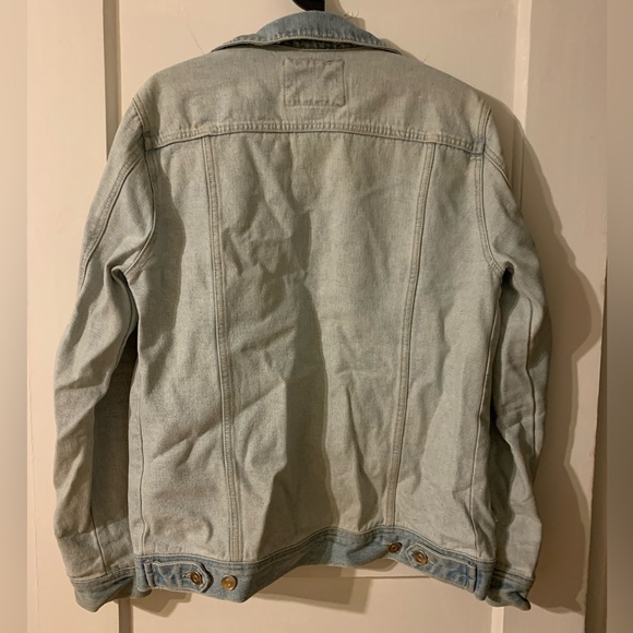 Men’s Jean Jacket - Picture 2 of 3